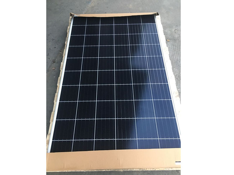 回收直角单晶太阳能板